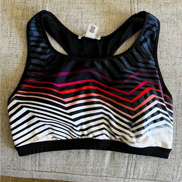 Forever 21 medium racerback sports bra - Picture 7 of 8
